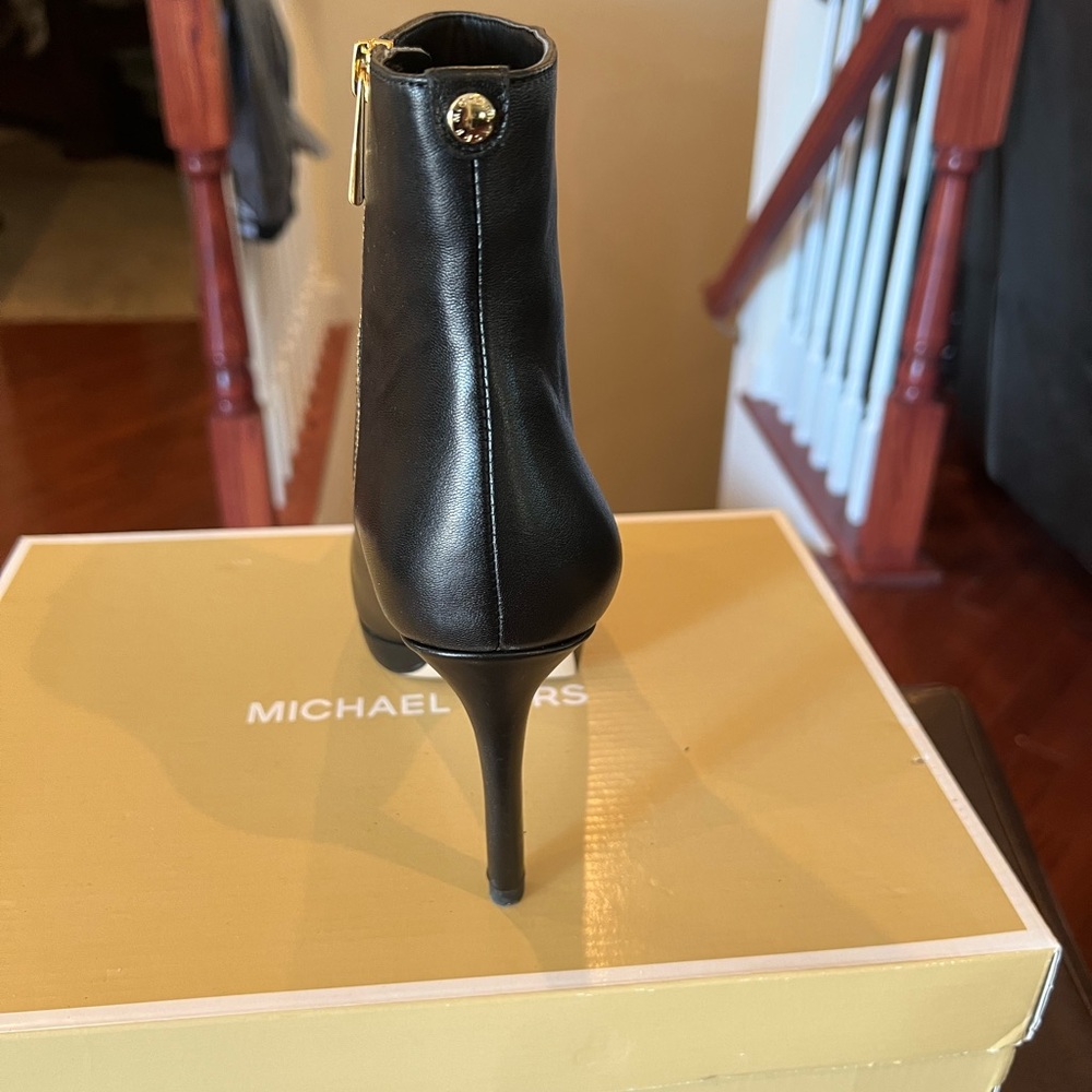 Women boots